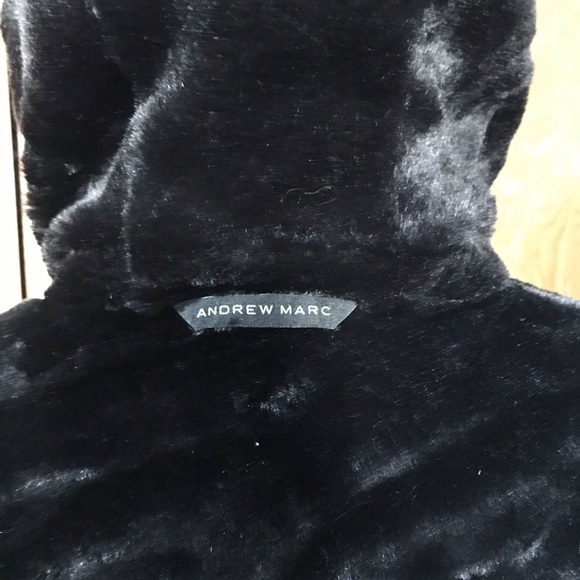 Andrew Marc Reversible Puffer Jacket - Picture 6 of 9